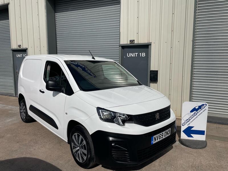 PEUGEOT PARTNER 1.5 BlueHDi 1000 Professional