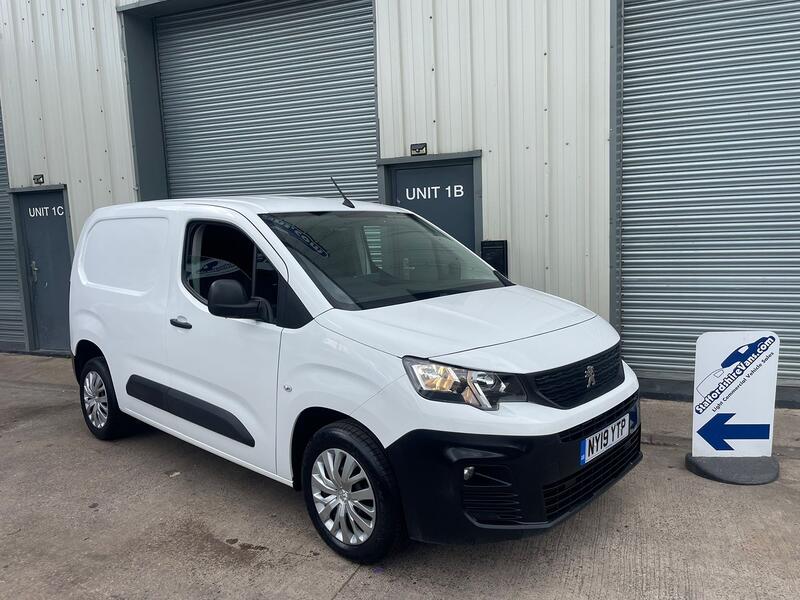 PEUGEOT PARTNER 1.5 BlueHDi 1000 Professional