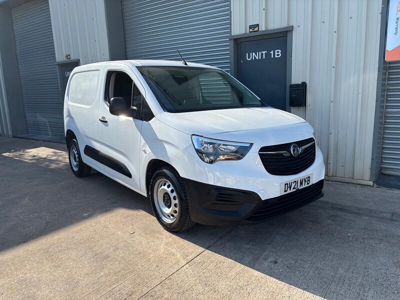 VAUXHALL COMBO 1.5 Turbo D 2300 Dynamic
